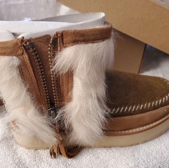 Ugg Boots Ladies siz 5 - Picture 6 of 8